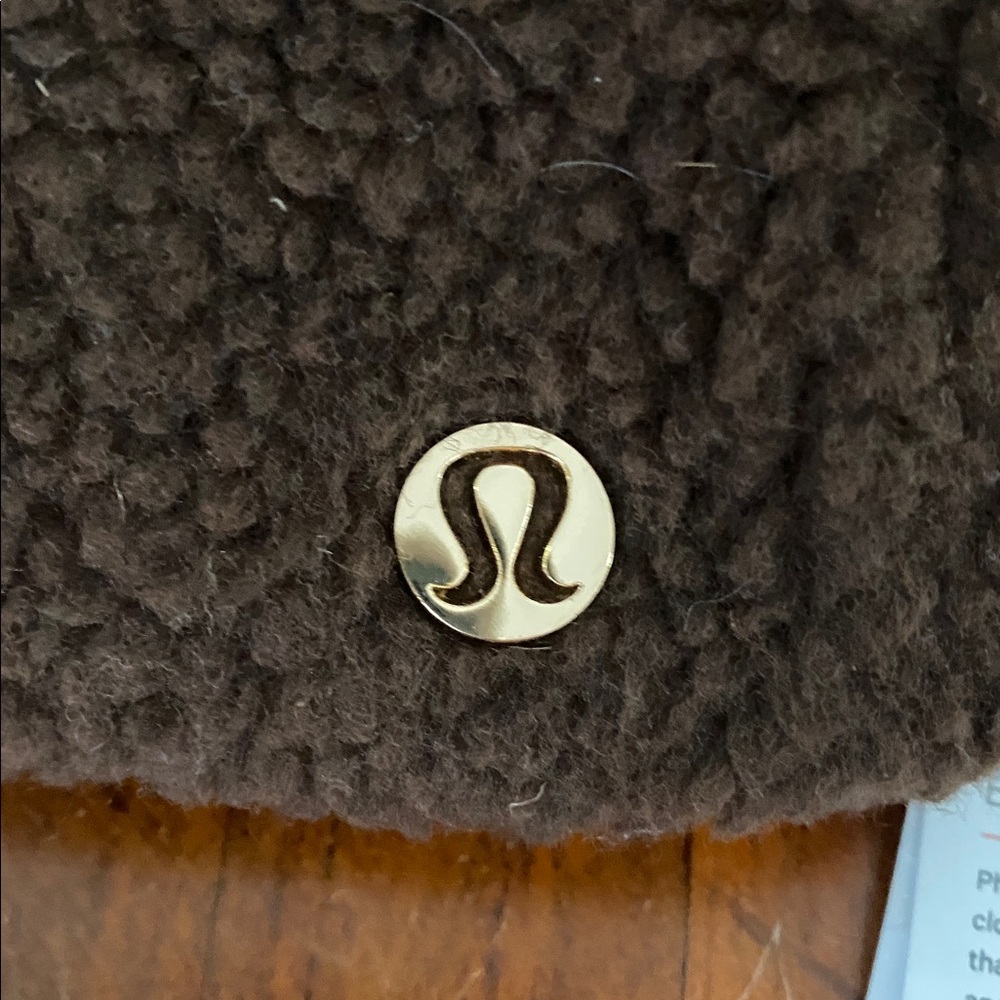lululemon athletica Chocolate Fleece Travel Bag - Picture 2 of 8